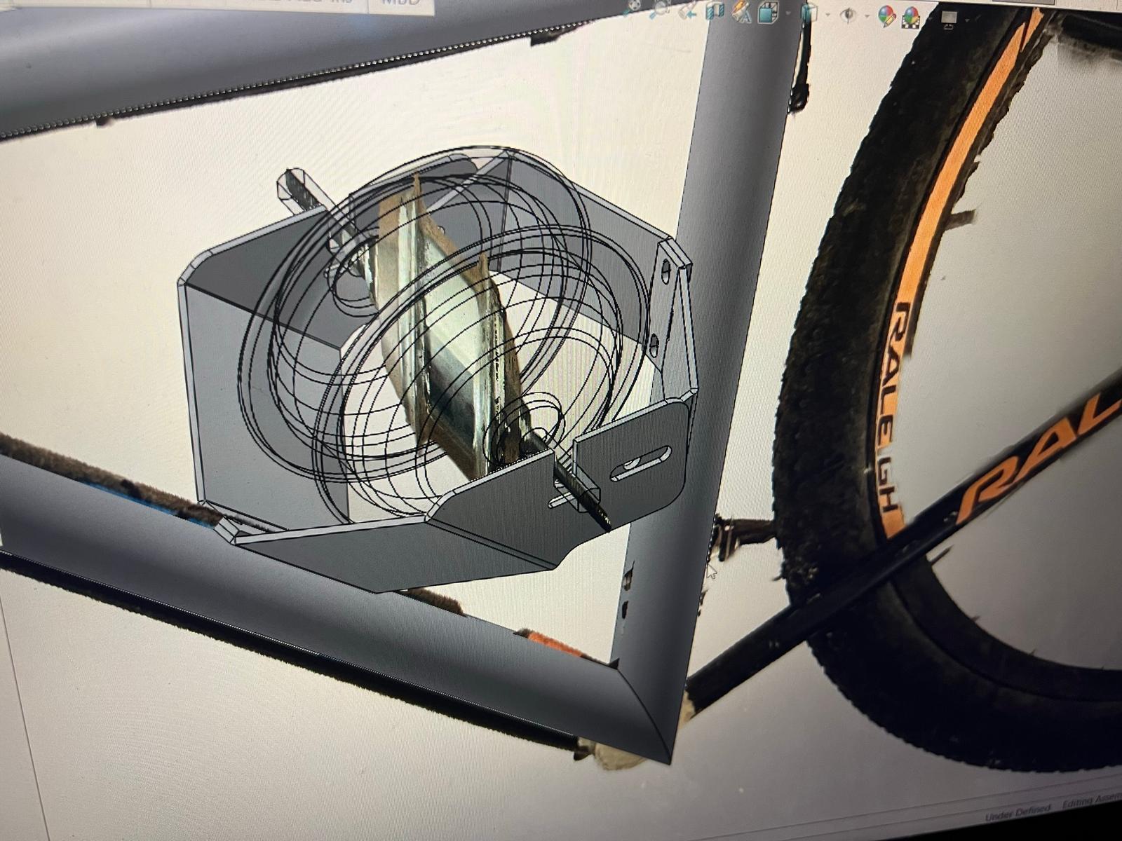 Mountain E-Bike gallery image 3